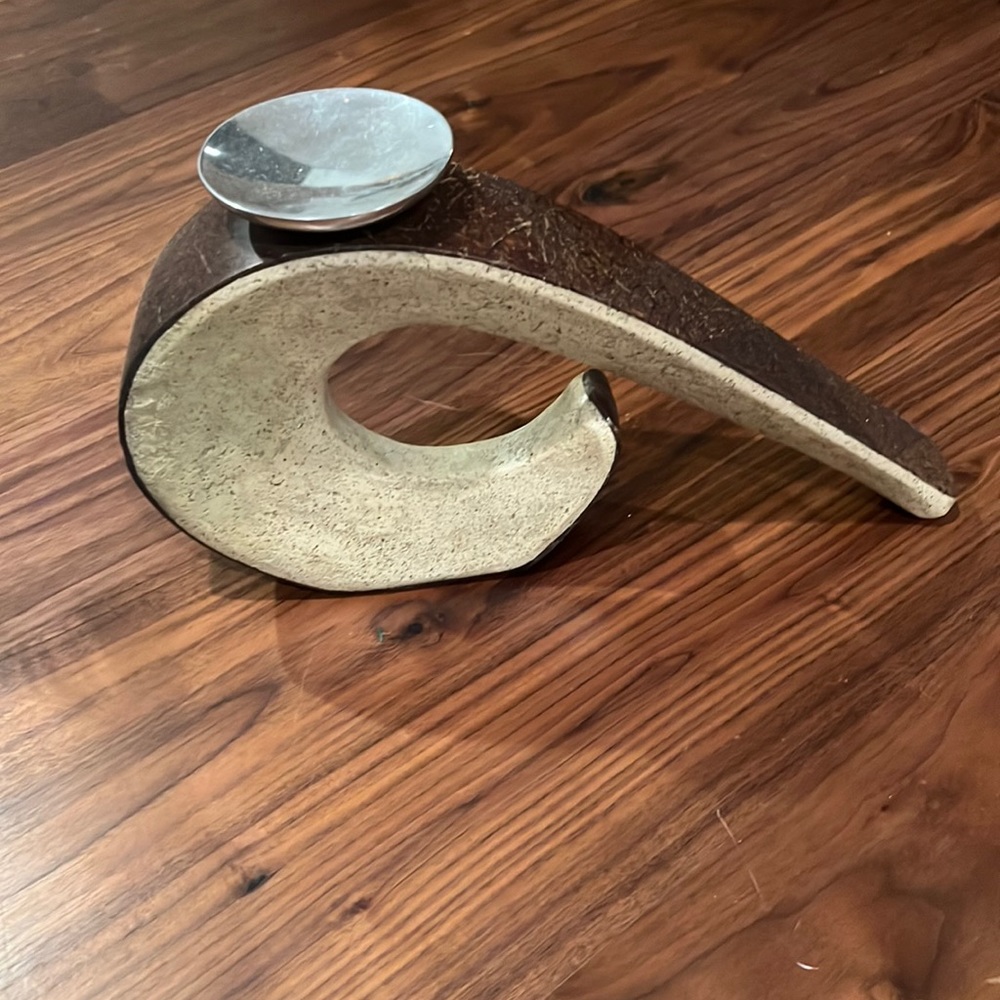 Candle holder